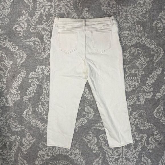 Lands' End Women's Size 16 White High Rise Straight Jeans - Picture 2 of 8